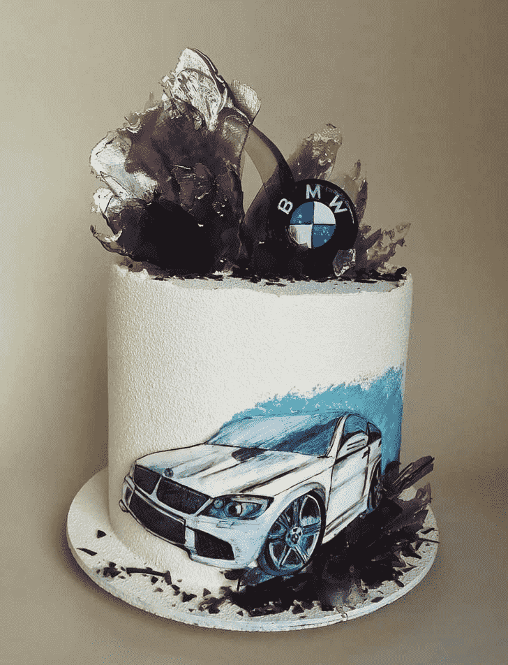 Comely BMW Cake