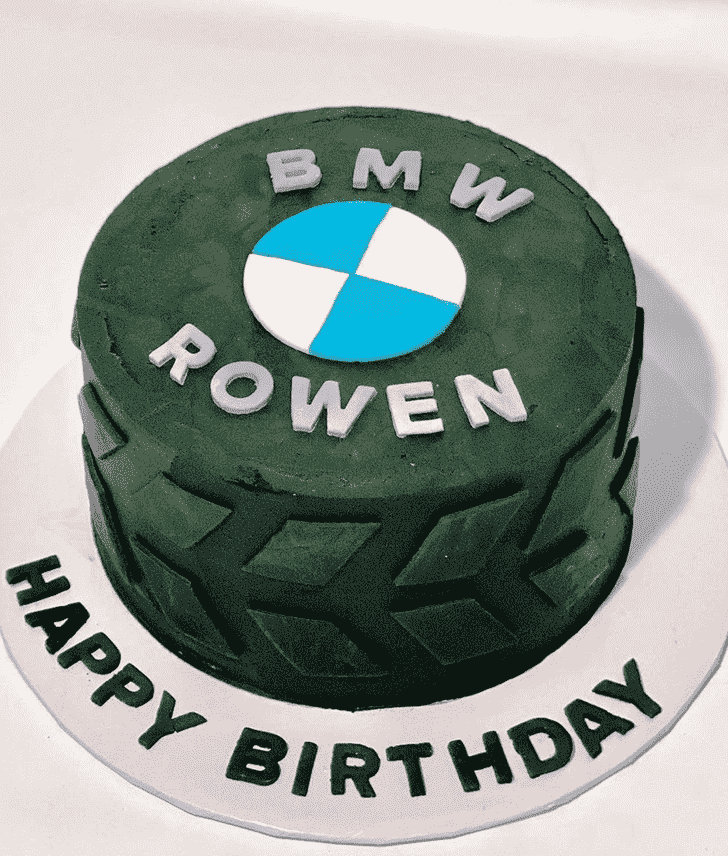 Enthralling BMW Cake