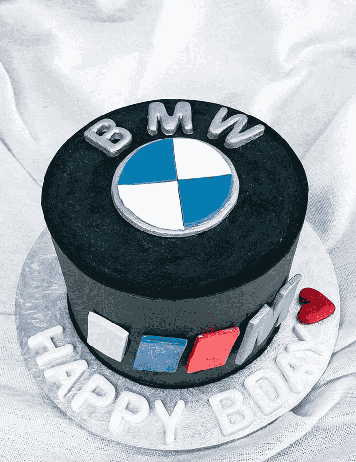 Good Looking BMW Cake