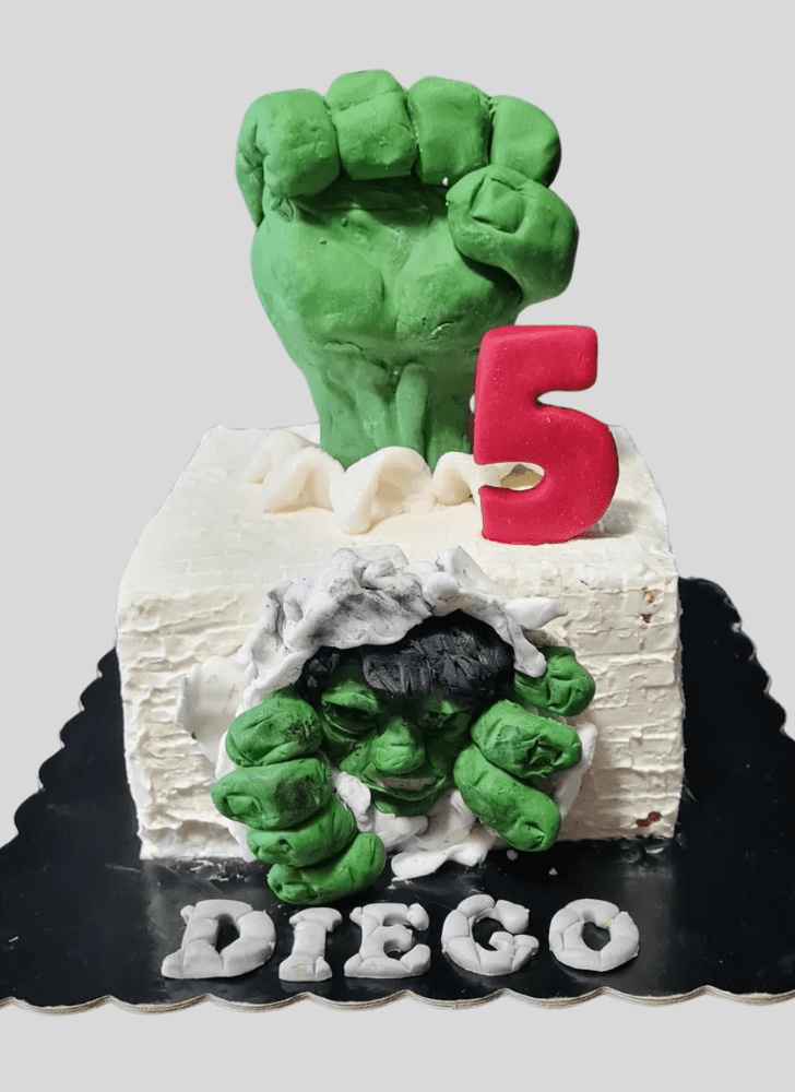 Pleasing Bruce Banner Cake