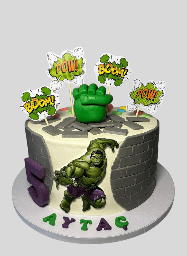 Pretty Bruce Banner Cake