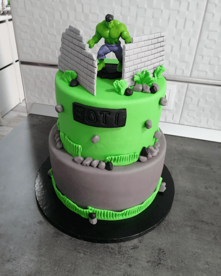 Comely Bruce Banner Cake