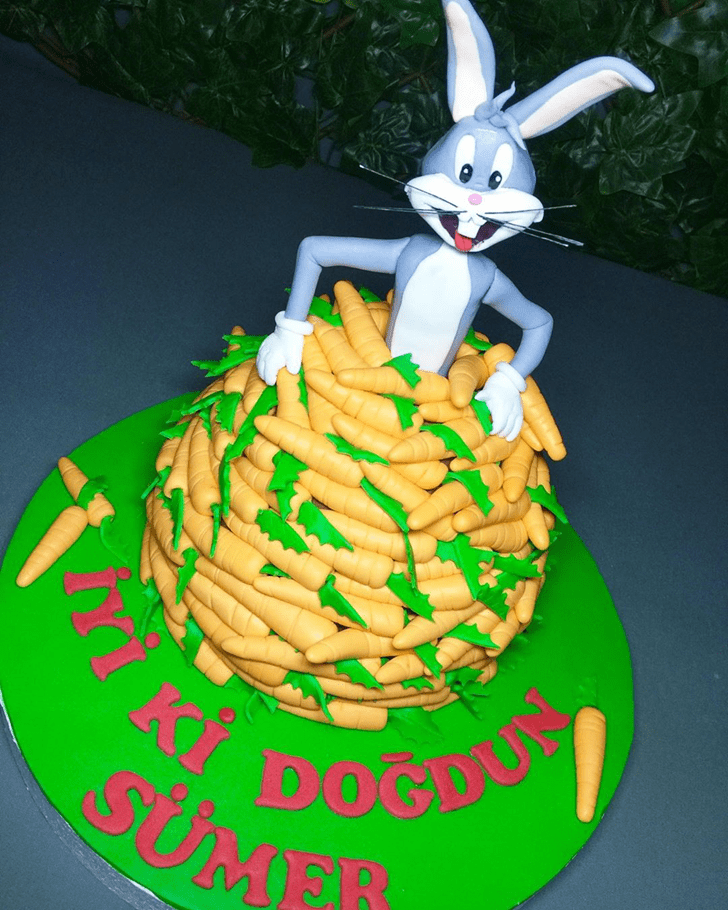 Exquisite Bugs Bunny Cake