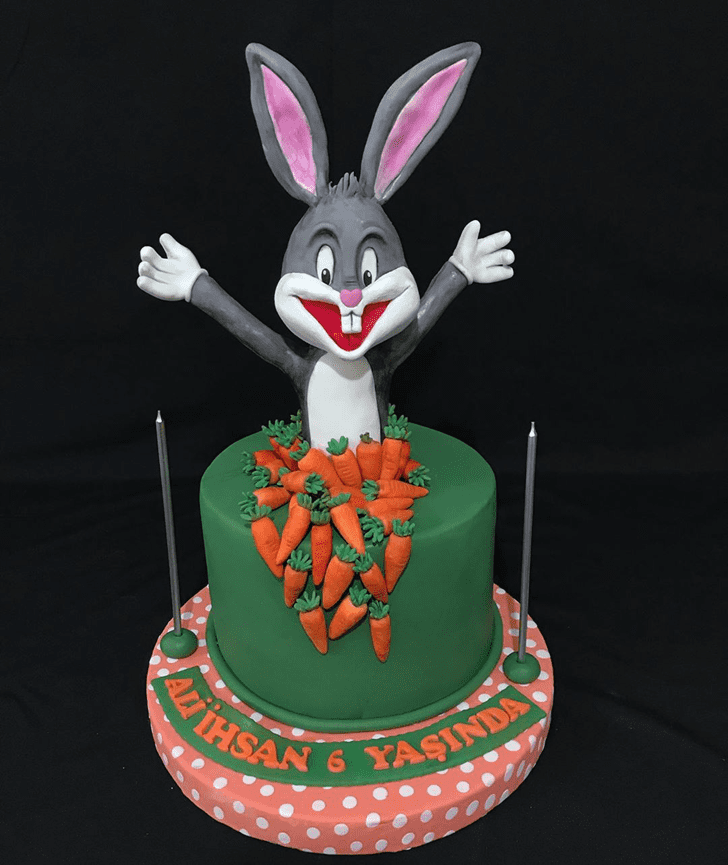 Graceful Bugs Bunny Cake