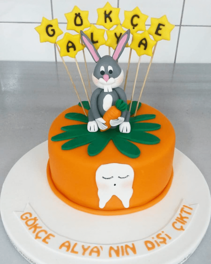 Mesmeric Bugs Bunny Cake