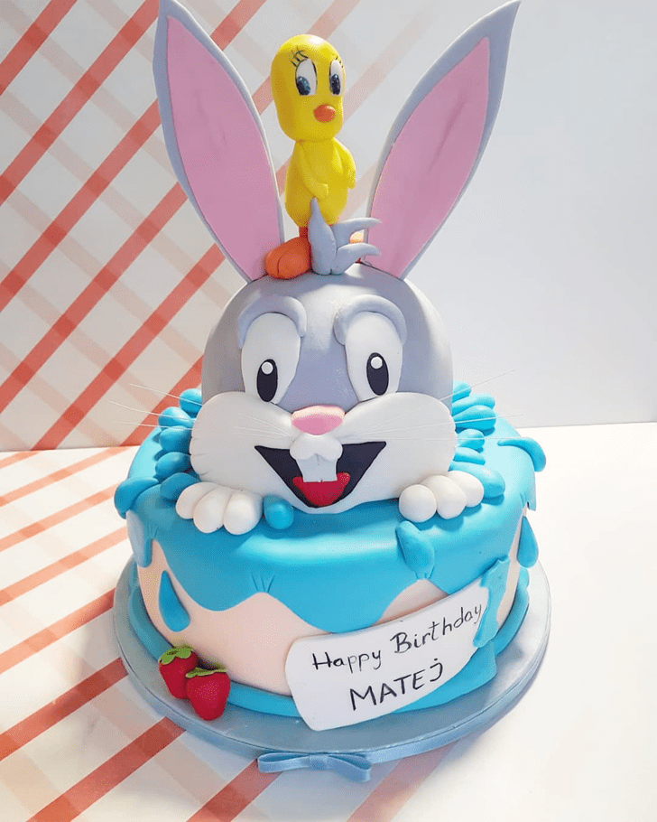 Stunning Bugs Bunny Cake