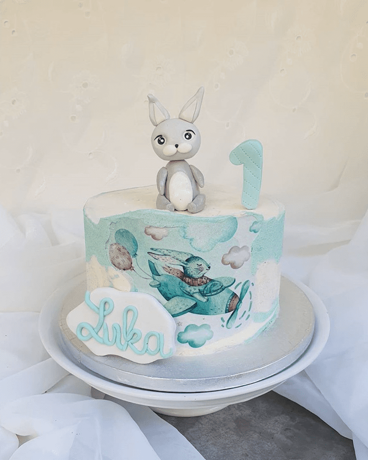 Cute Bunny Cake