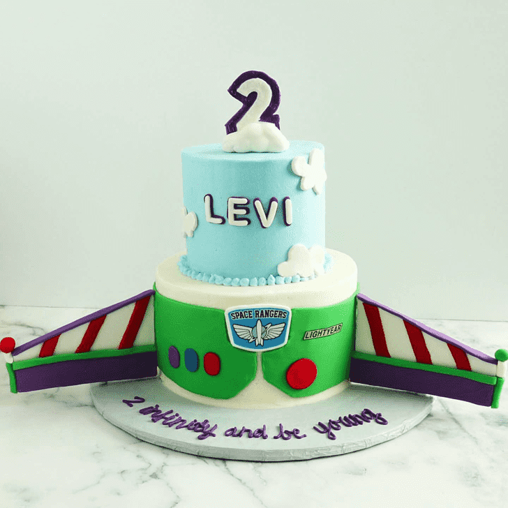 Graceful Buzz Lightyear Cake