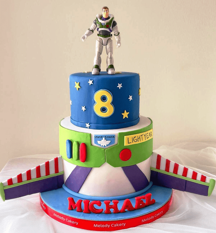 Magnetic Buzz Lightyear Cake