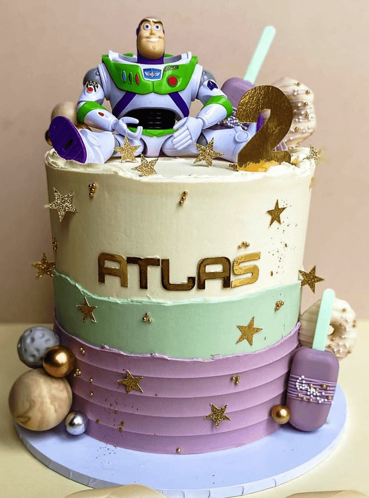 Resplendent Buzz Lightyear Cake