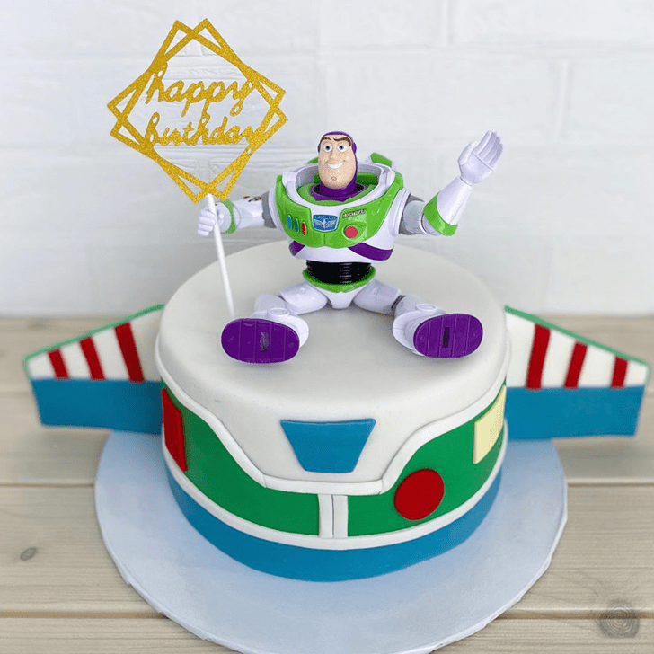 Alluring Buzz Lightyear Cake