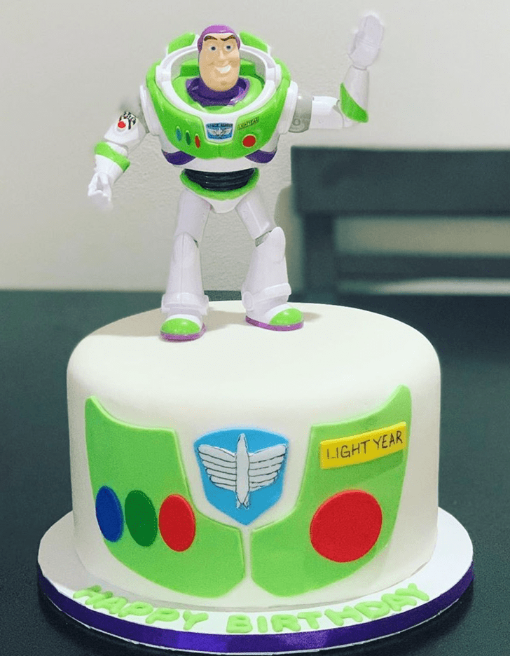 Charming Buzz Lightyear Cake
