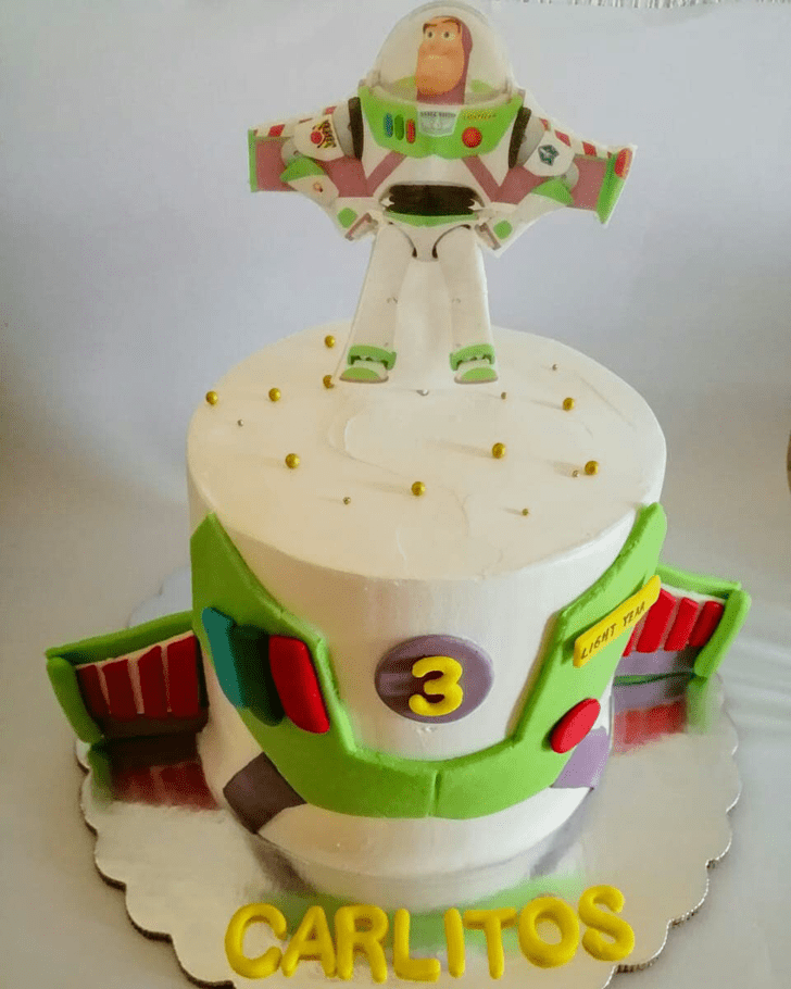 Excellent Buzz Lightyear Cake