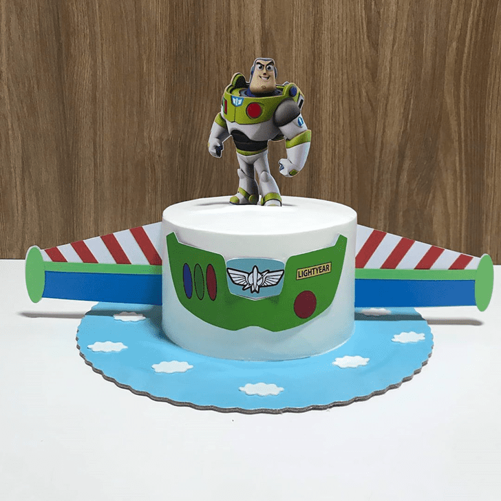 Fine Buzz Lightyear Cake