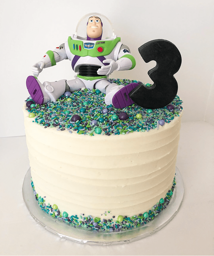 Grand Buzz Lightyear Cake