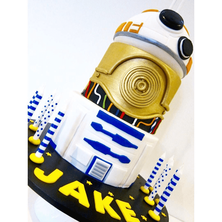 Elegant C-3PO Cake
