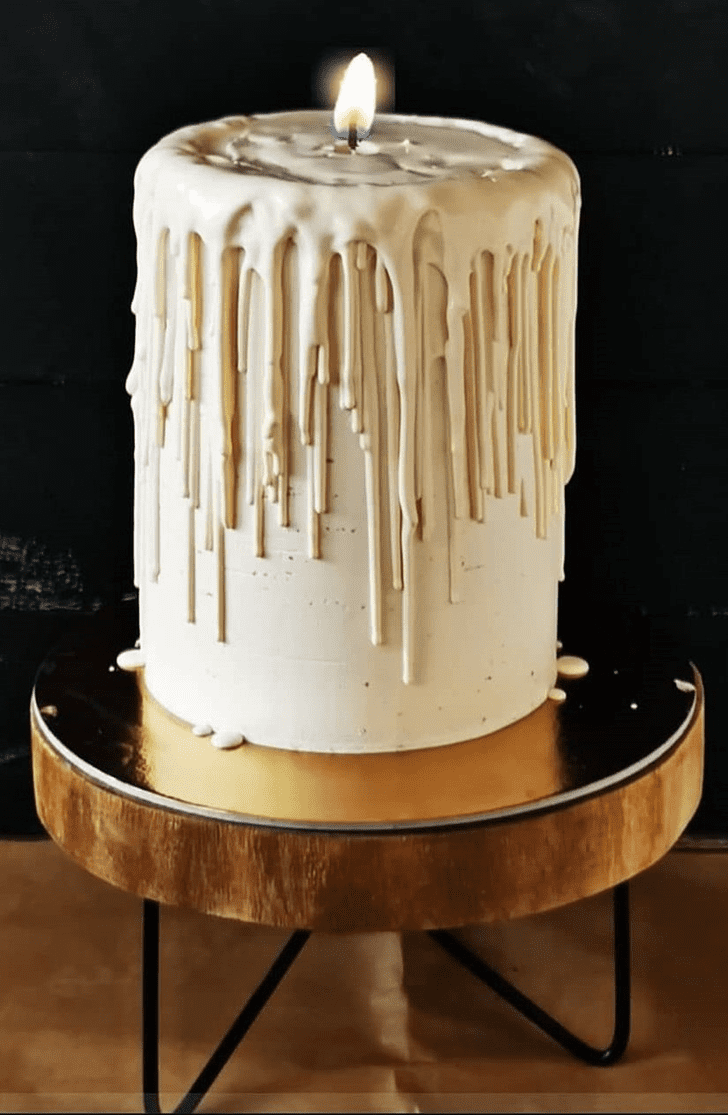 Admirable Candle Cake Design