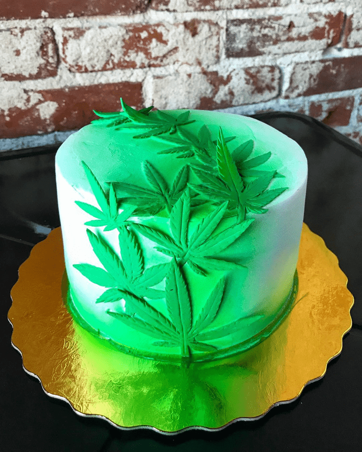 Grand Cannabis Cake