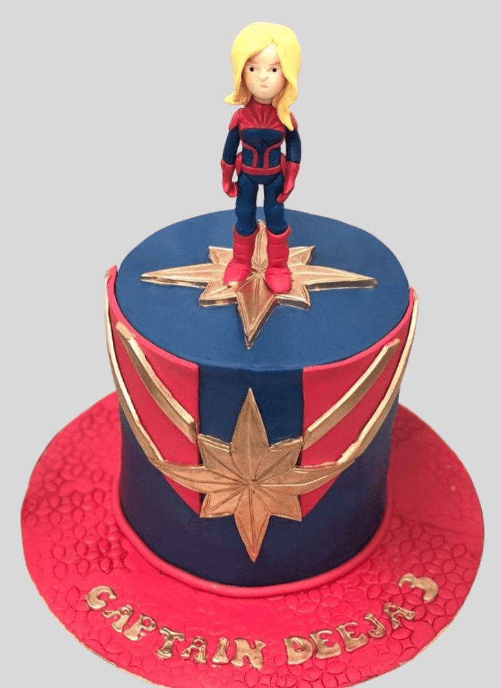 Exquisite Captain Marvel Cake