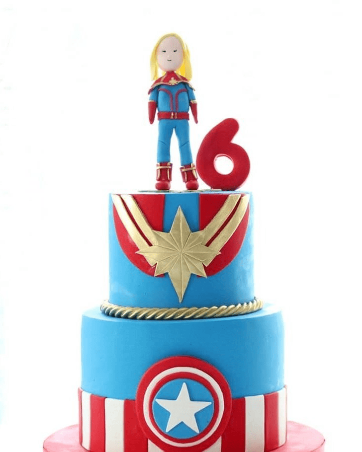 Fine Captain Marvel Cake