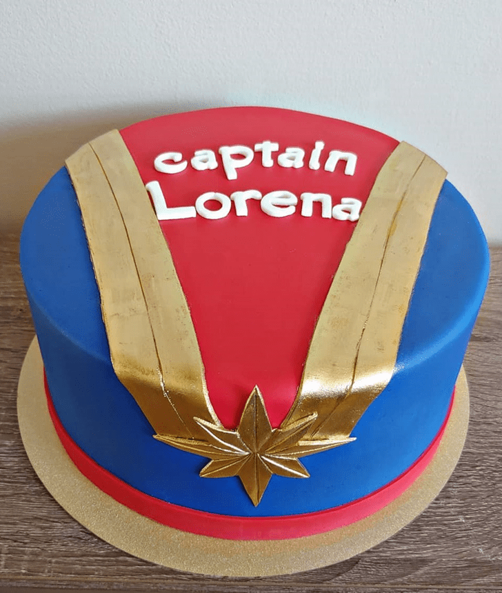 Pretty Captain Marvel Cake