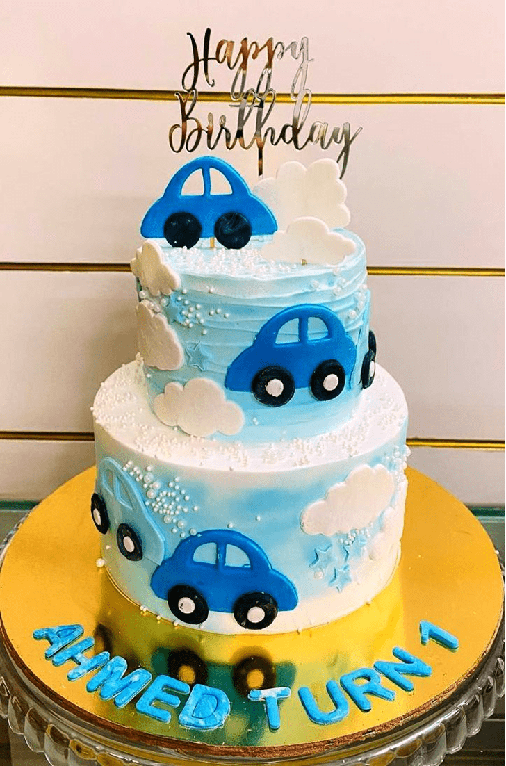 Inviting Car Cake
