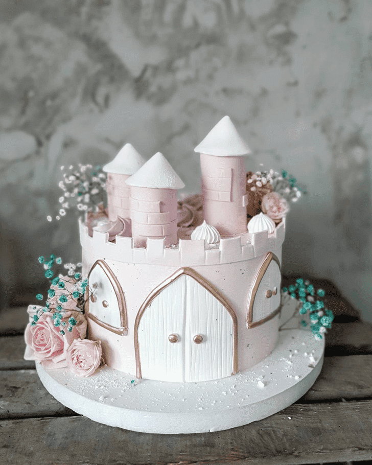 ACastleble Castle Cake