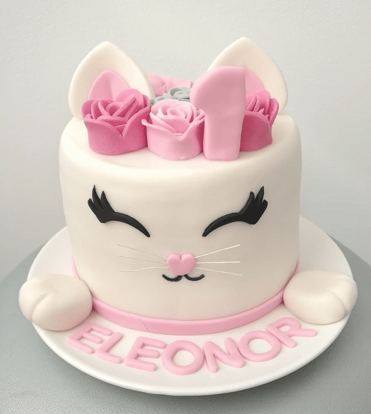 Good Looking Cat Cake