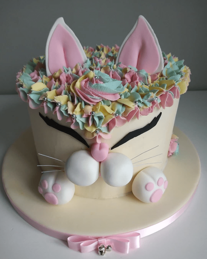 Lovely Cat Cake Design