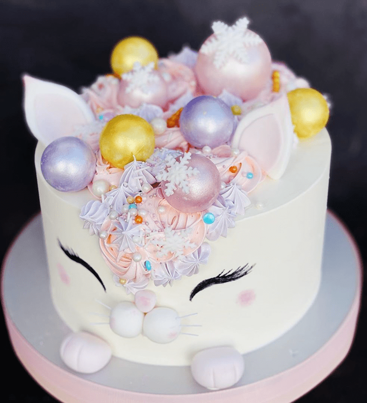 Splendid Cat Cake
