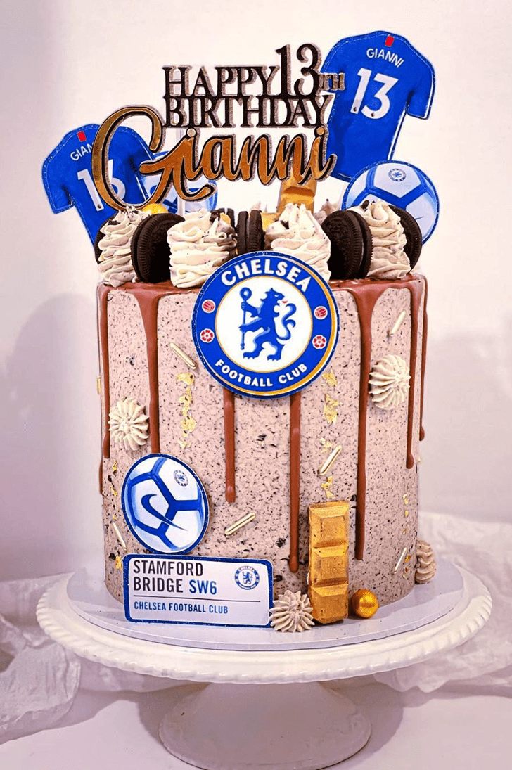 Grand Chelsea Cake