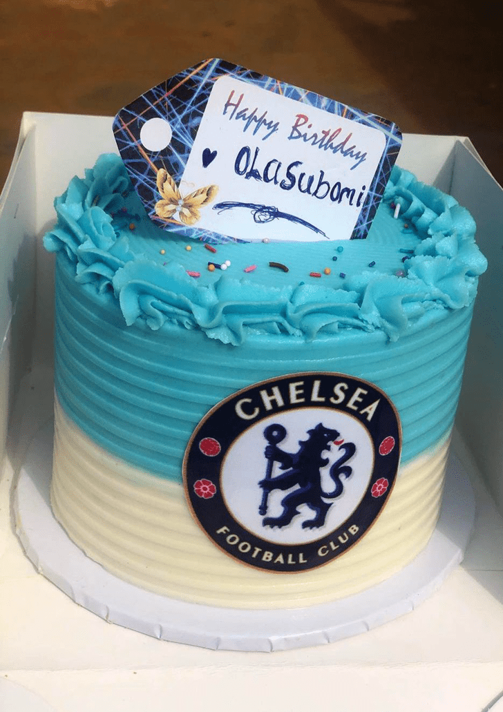 Resplendent Chelsea Cake