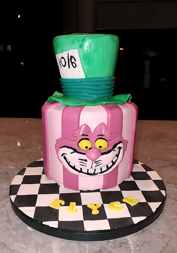 Enticing Cheshire Cat Cake