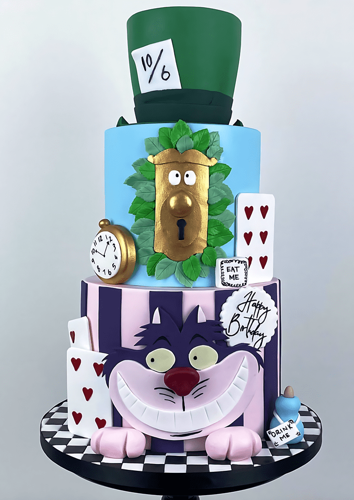 Lovely Cheshire Cat Cake Design