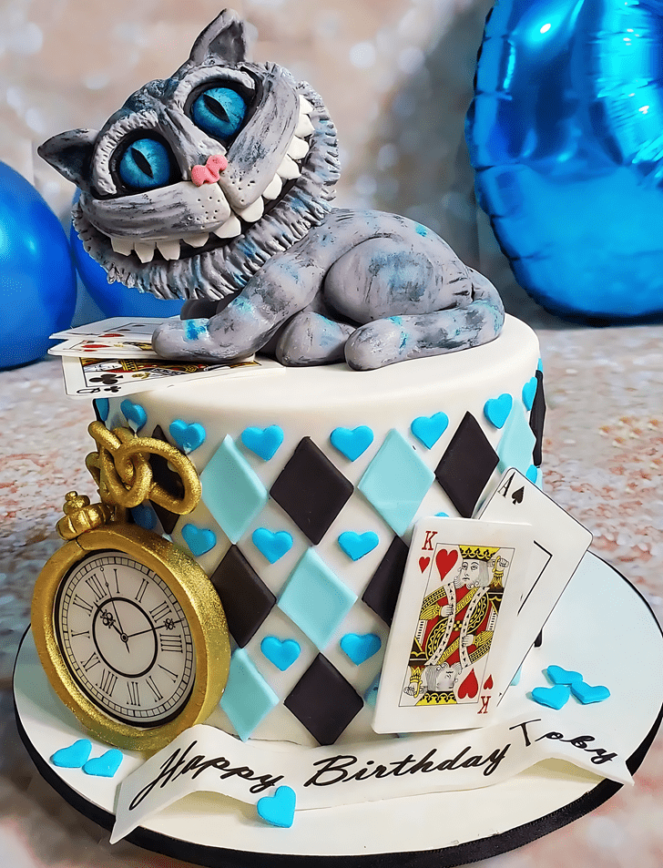 Mesmeric Cheshire Cat Cake