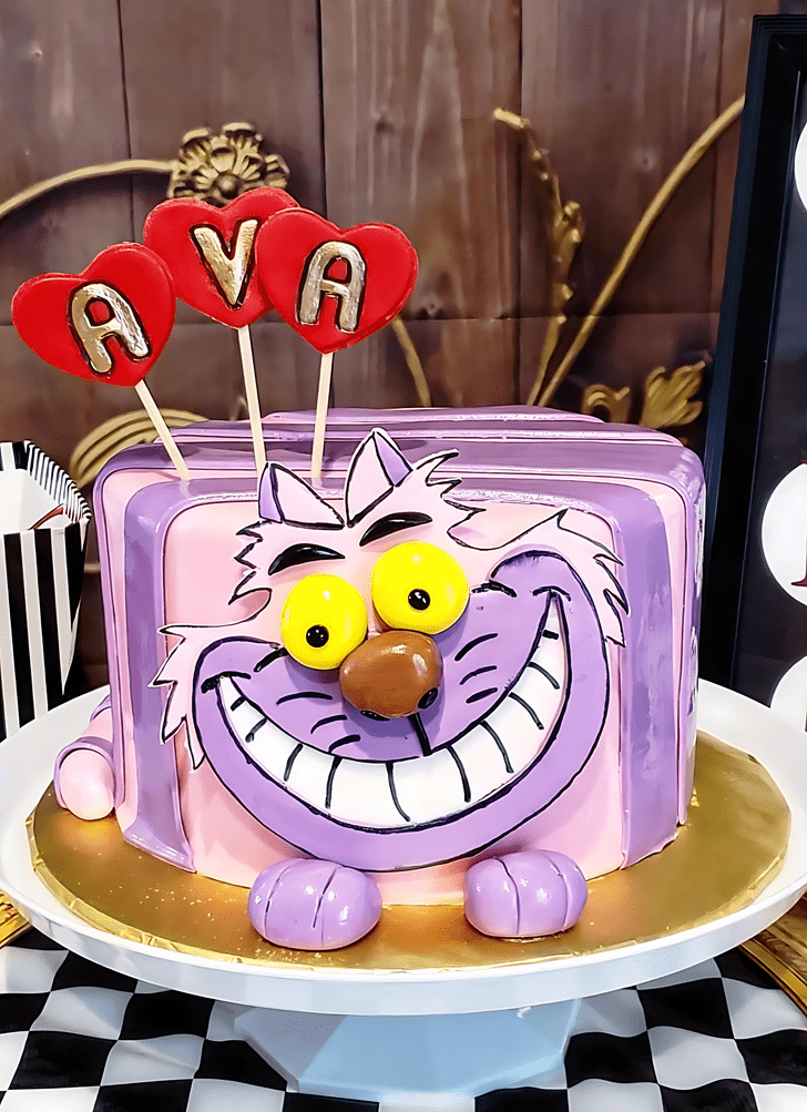 Pleasing Cheshire Cat Cake