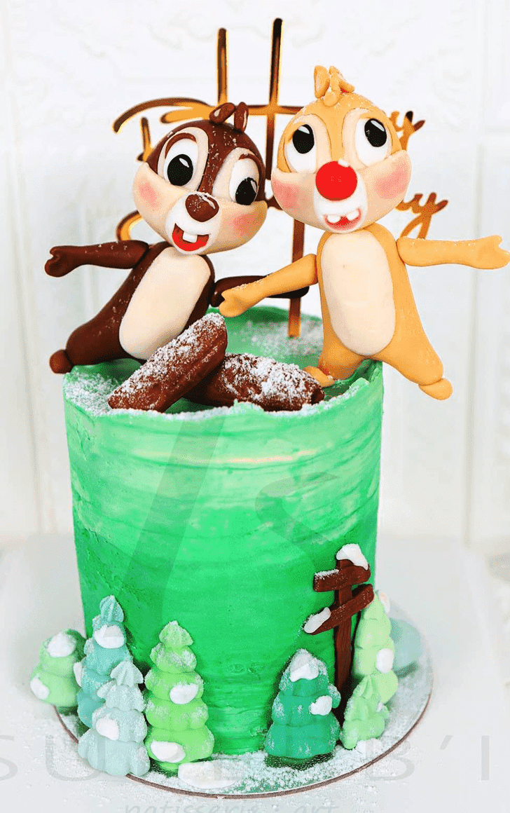Enthralling Chip and Dale Cake