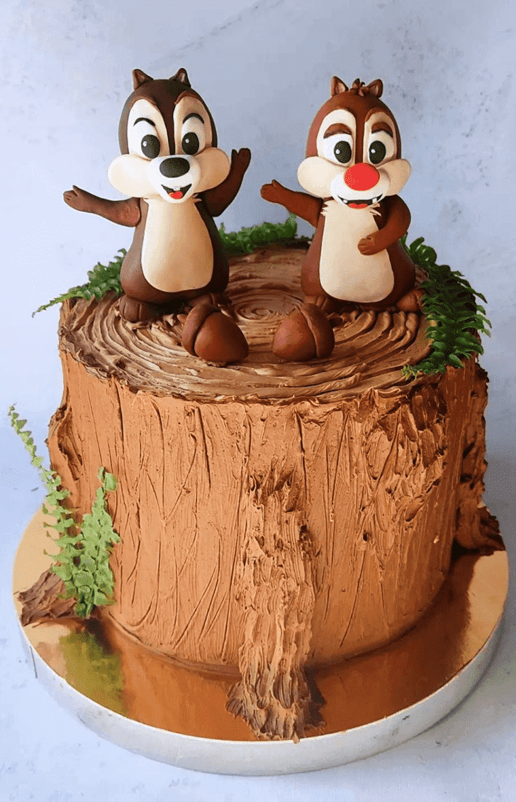 Shapely Chip and Dale Cake