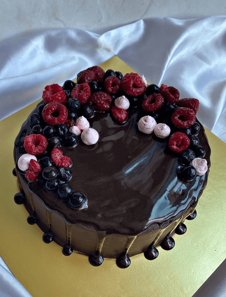 Cute Chocolate Cake