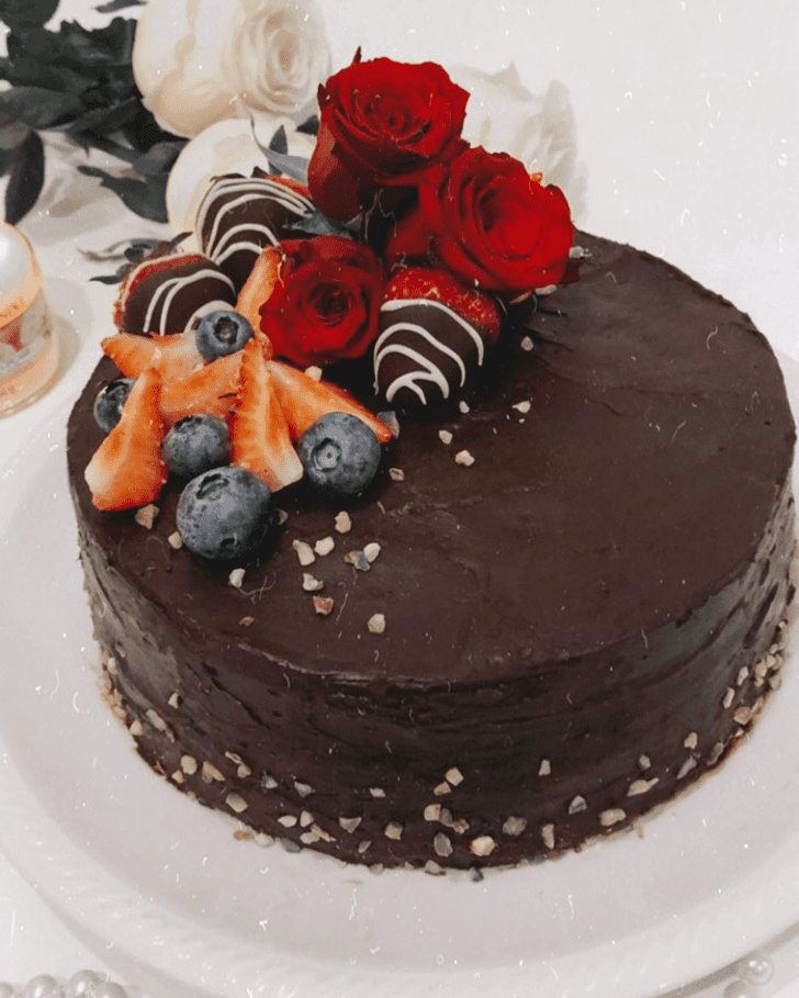 Enthralling Chocolate Cake