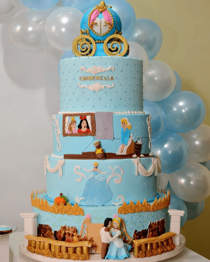 Inviting Cinderella Cake