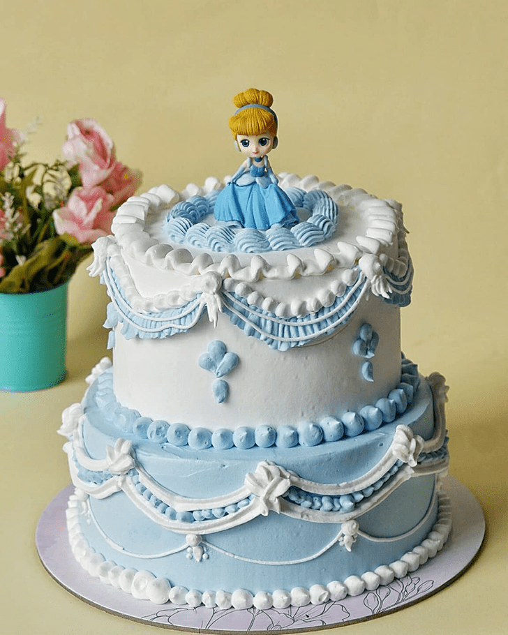Marvelous Cinderella Cake