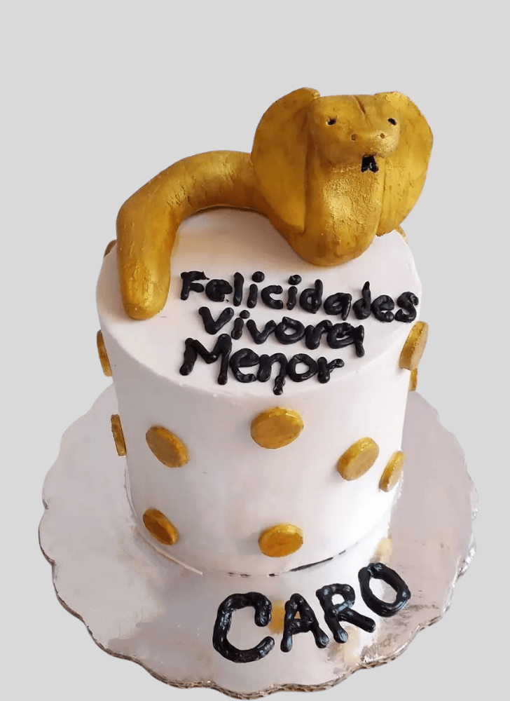 Good Looking Cobra Cake