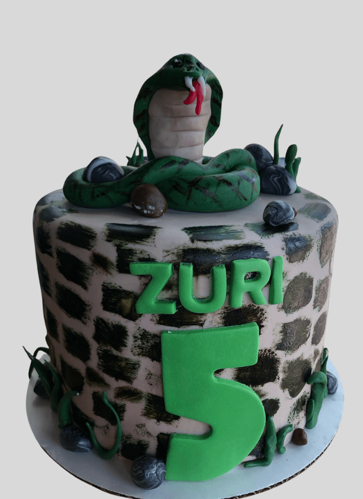 Graceful Cobra Cake