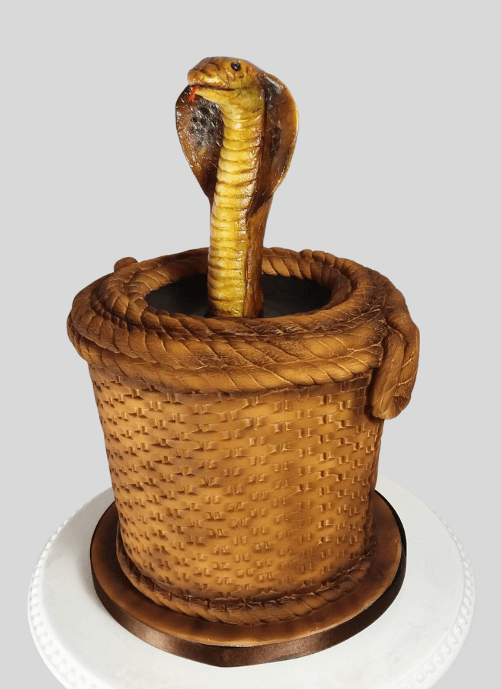 Ravishing Cobra Cake