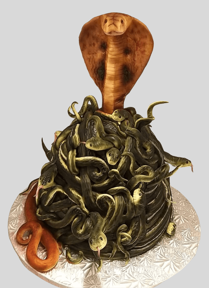 Wonderful Cobra Cake Design
