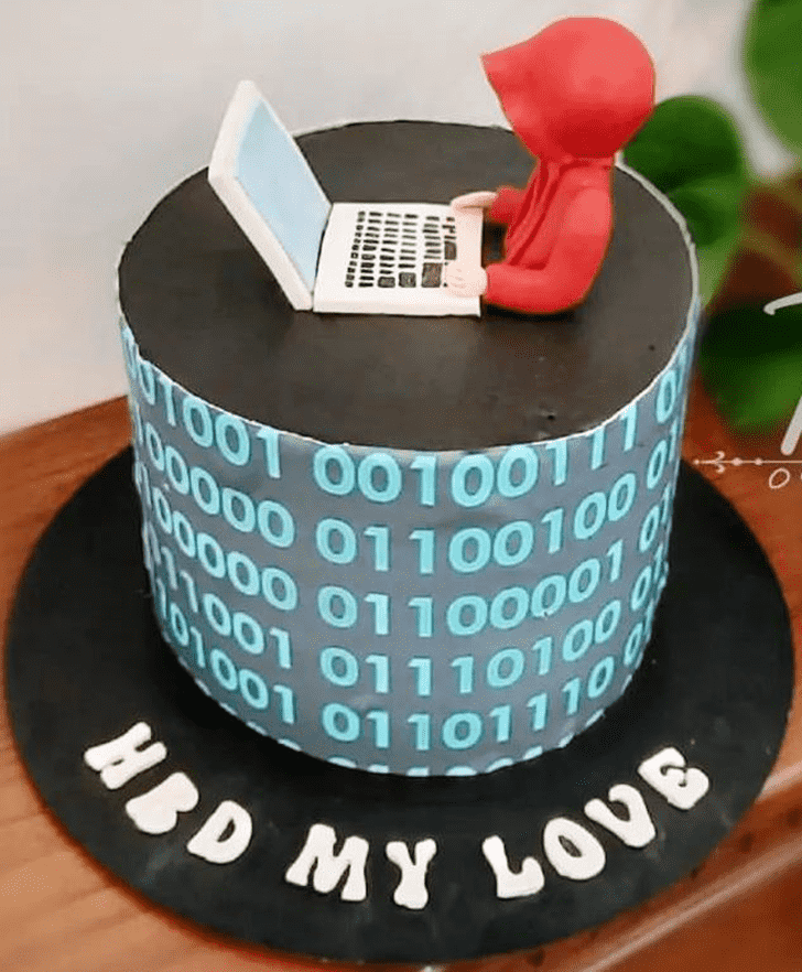 Ravishing Computer Cake