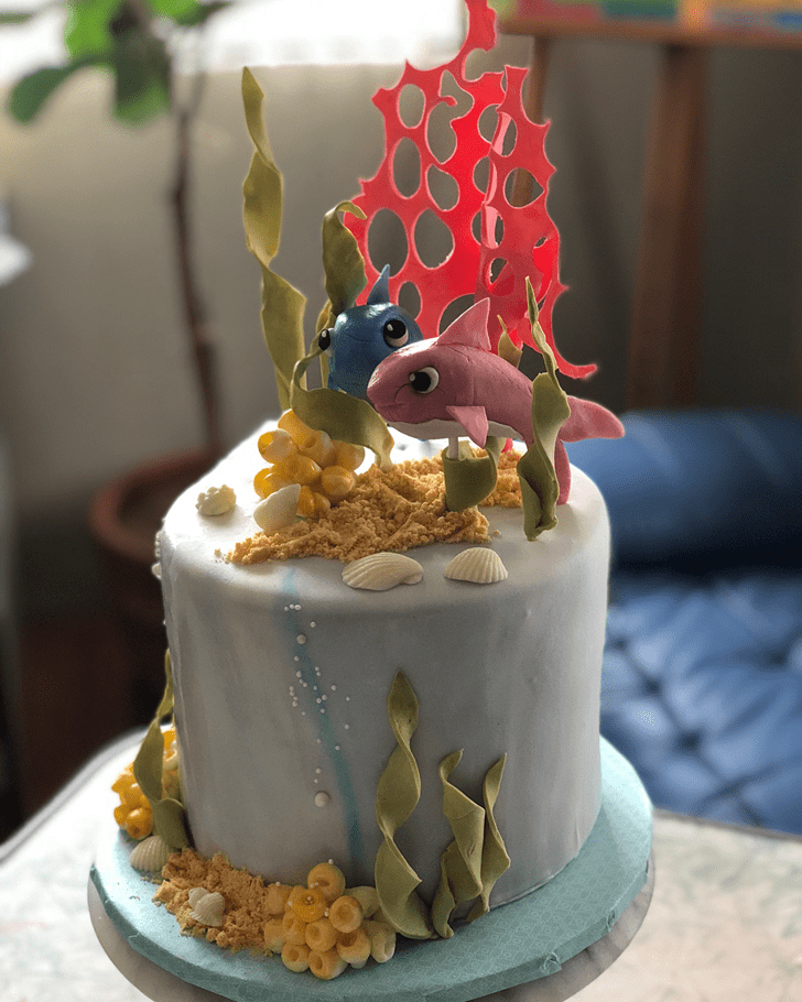 Pretty Coral Cake