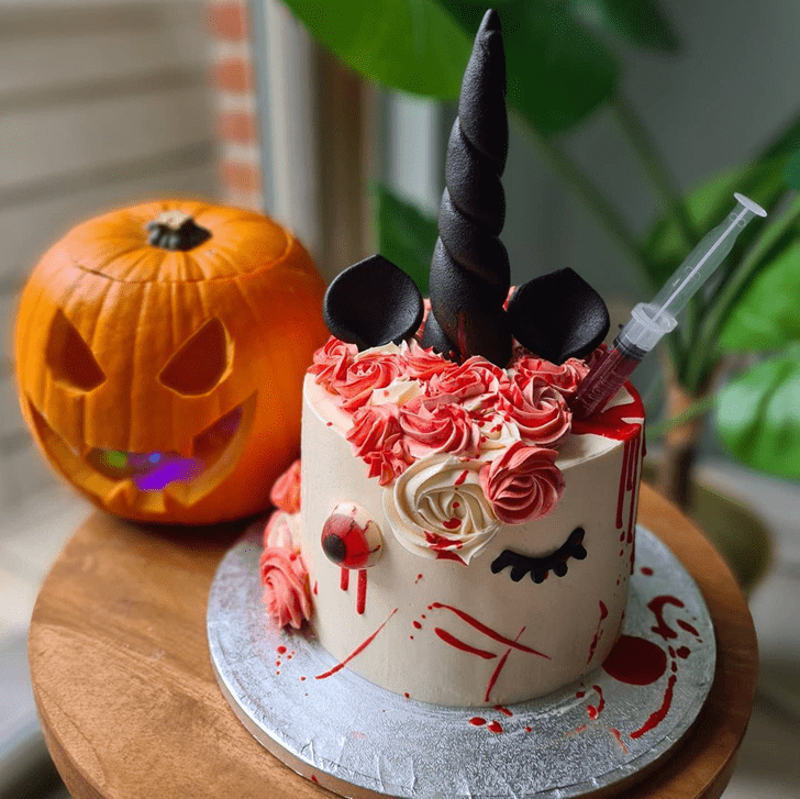 Ravishing Creepy Cake