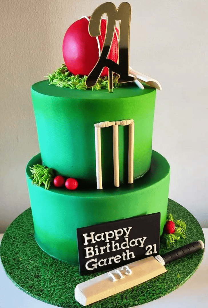 Grand Cricket Cake